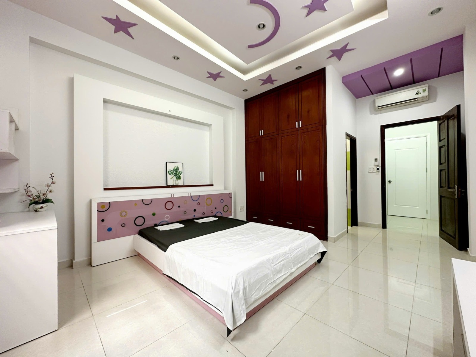 NHÀ MẶT TIỀN - OTO VÀO NHÀ - 137m2 5 TẦNG - HĐ THUÊ 35TR/THÁNG - 27 TỶ 3