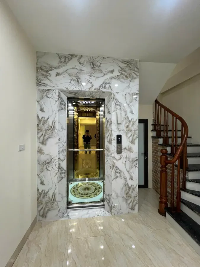 BÁN NHÀ MỚI-ĐẸP Ở LUÔN Phố Thạch Bàn -Long Biên 38m2 X 6 tầng 8 tỷ. 2
