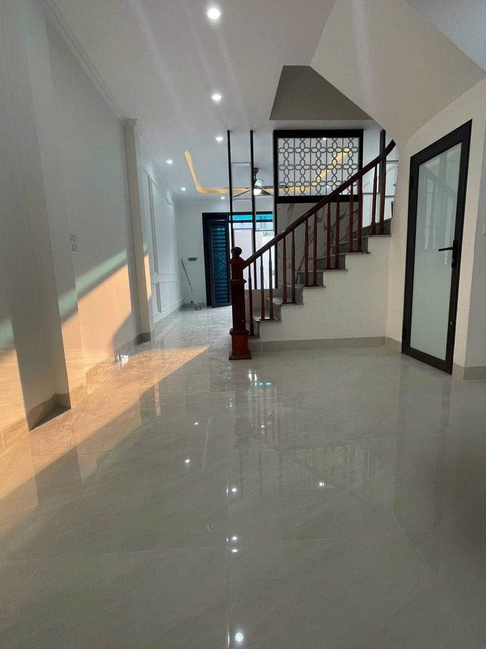 Bán nhà Song Phương, Hoài Đức. 43m2 xây dựng 4 tầng 4 ngủ. Cách 180m đến Đại Lộ Thăng Long 3