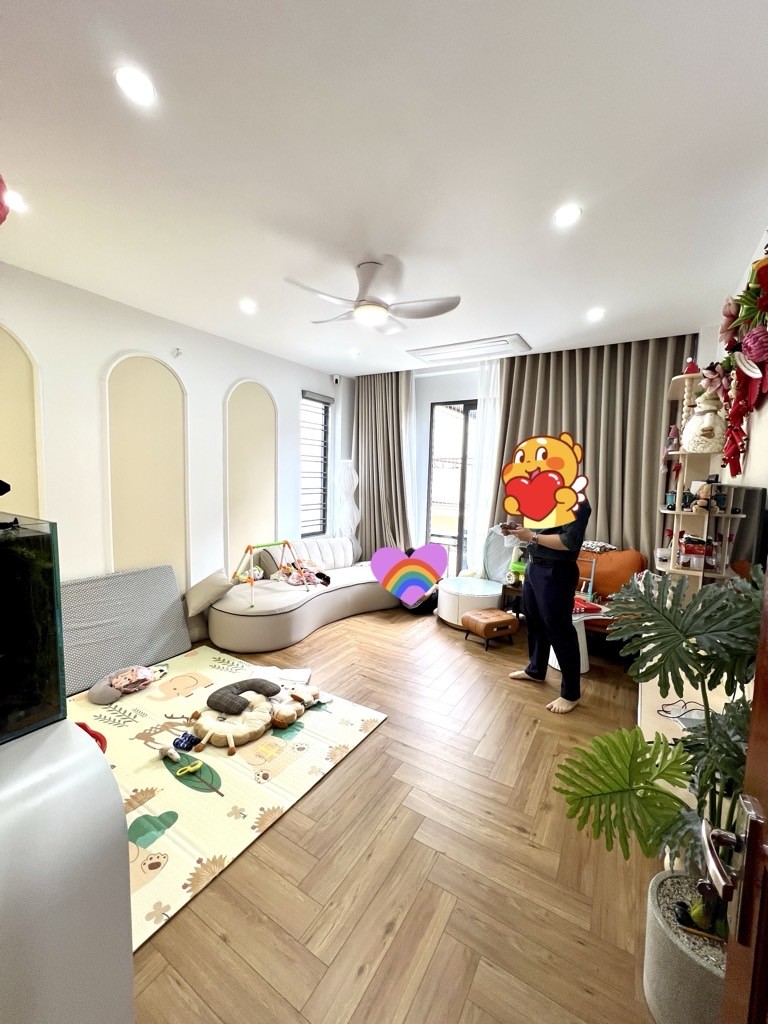 Cần bán Nhà mặt tiền đường Kim Ngưu, Phường Thanh Lương, Diện tích 42m², Giá 13.8 Tỷ 2