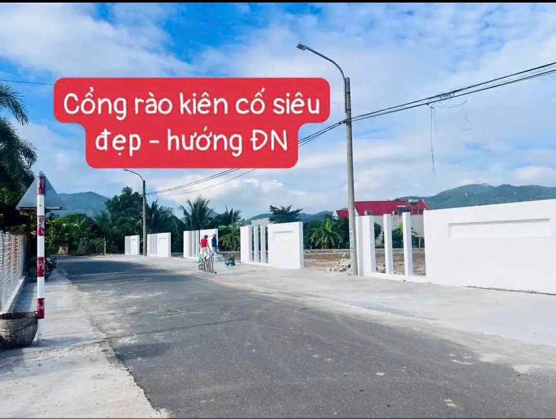 Cần bán Đất đường Tỉnh lộ 44, Thị trấn Đất Đỏ, Diện tích 440m², Giá 1.6 Tỷ 2