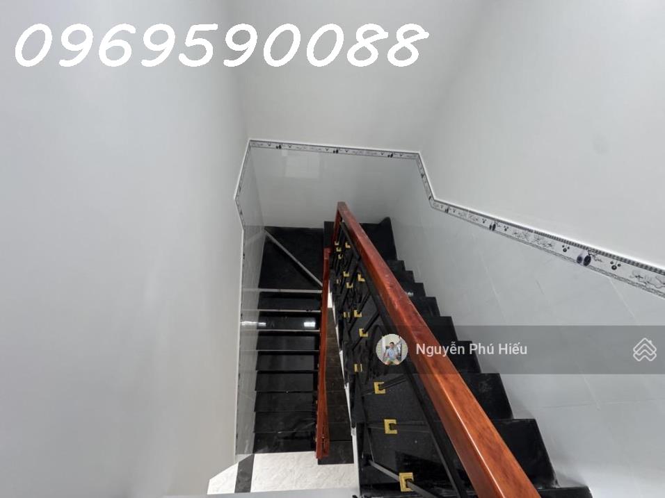 Nhà mới, HXH, 3 tầng  Trần Thủ Độ, T.Phú 4PN 5WC 4x15 (60m2) chỉ 6tỷ..TL 3