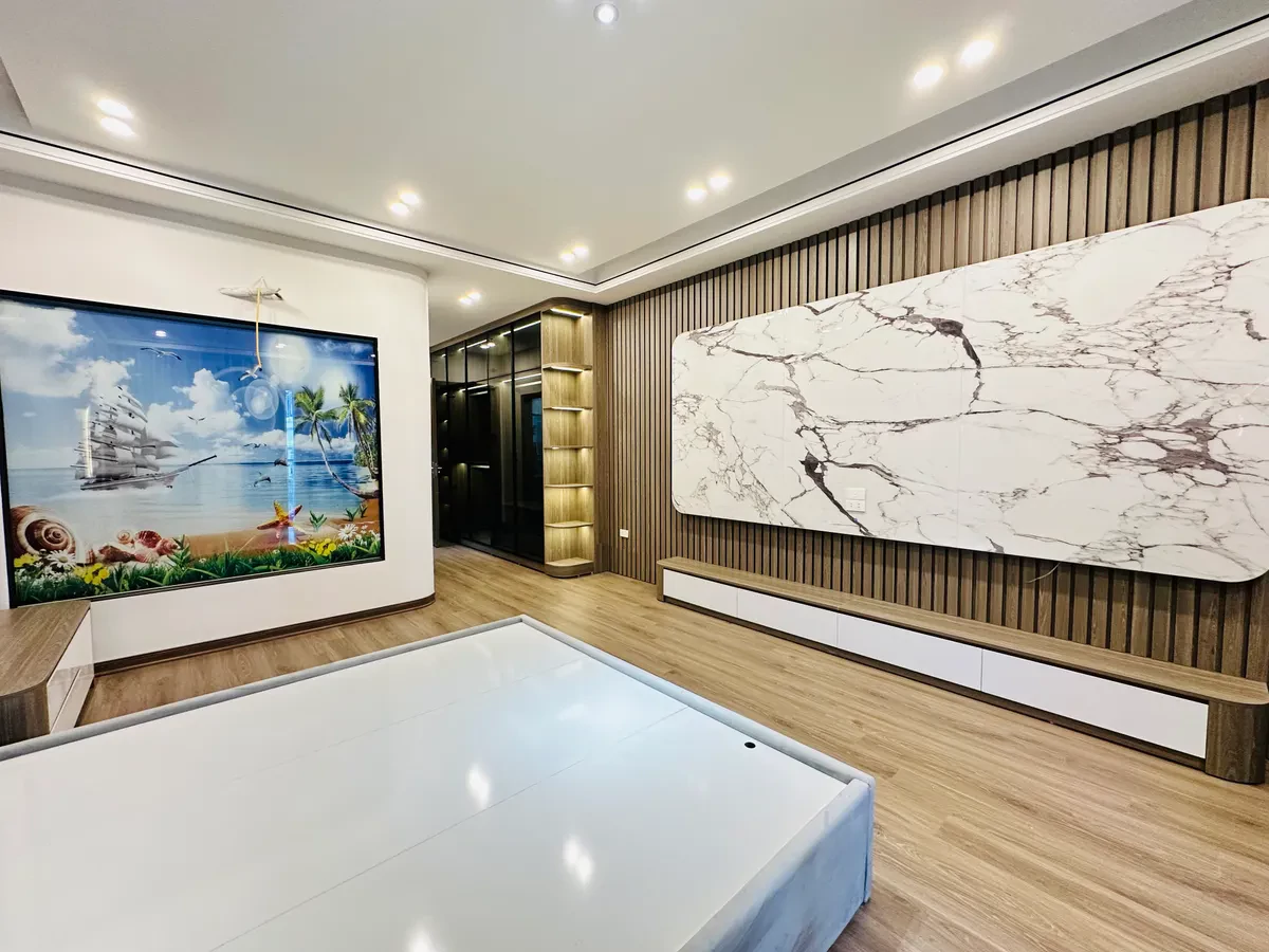 NHÀ MỚI Ô TÔ VÀO NHÀ NGÕ NÔNG 10M RA MẶT PHỐ NGUYỄN VĂN LINH 5 TẦNG 52 M2 X 13.2TỶ. 4