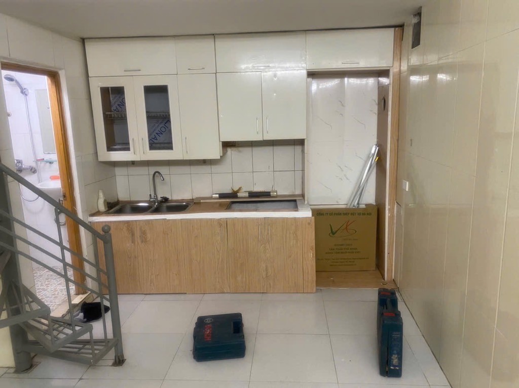 Cần bán Nhà mặt tiền đường Lĩnh Nam, Phường Mai Động, Diện tích 17m², Giá 920 Triệu 2