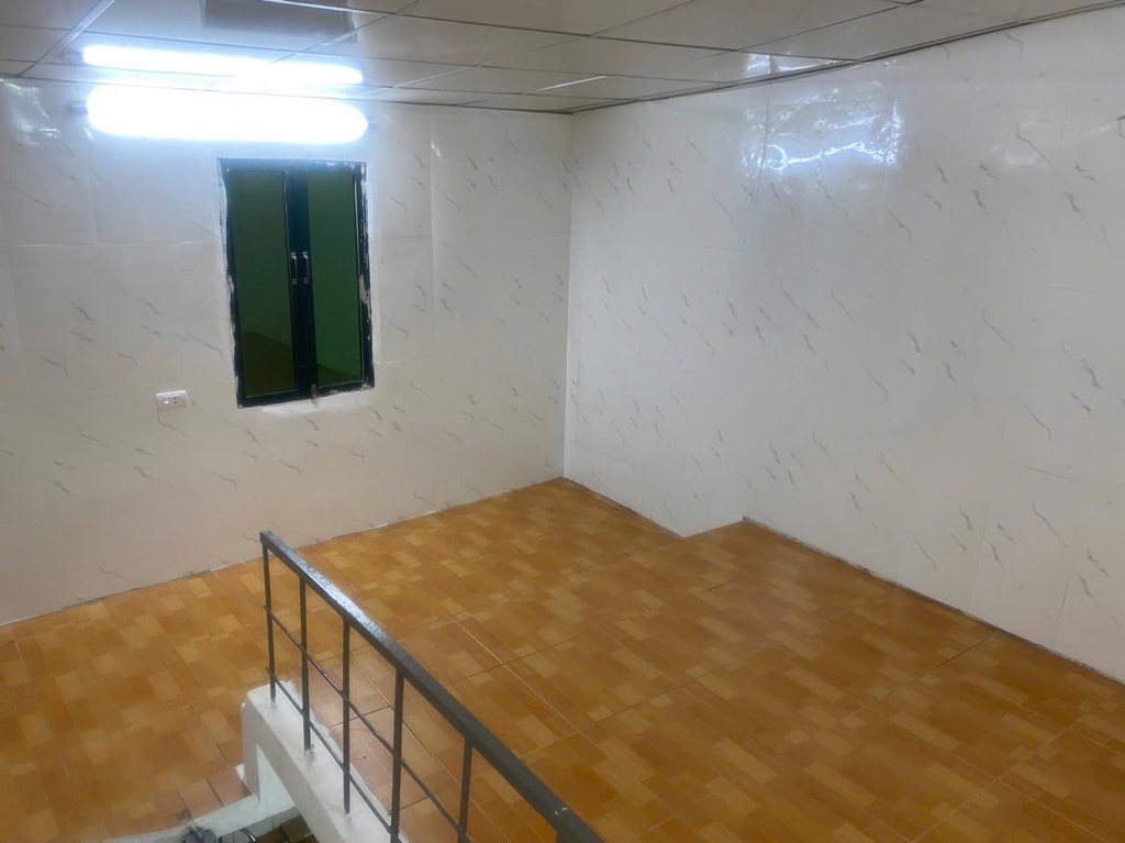 Cần bán Nhà mặt tiền đường Lĩnh Nam, Phường Mai Động, Diện tích 17m², Giá 920 Triệu 3