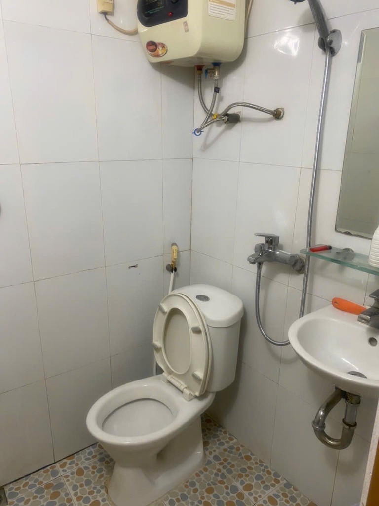 Cần bán Nhà mặt tiền đường Lĩnh Nam, Phường Mai Động, Diện tích 17m², Giá 920 Triệu 4