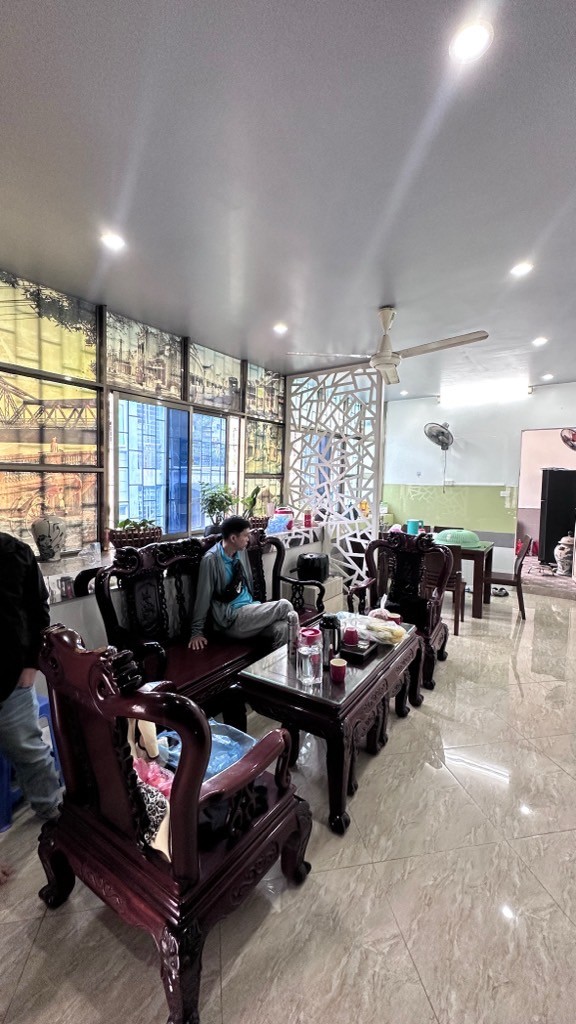 Cần bán Nhà mặt tiền đường Tam Trinh, Phường Mai Động, Diện tích 120m², Giá 5.6 Tỷ 2