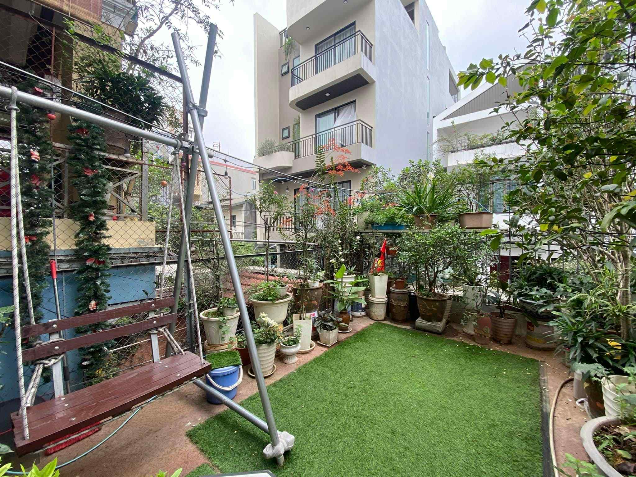 bán nhà Ngọc Thuỵ, 100m x 5 tầng, mặt tiền 5m, ngõ thông, ôtô đỗ cửa 5
