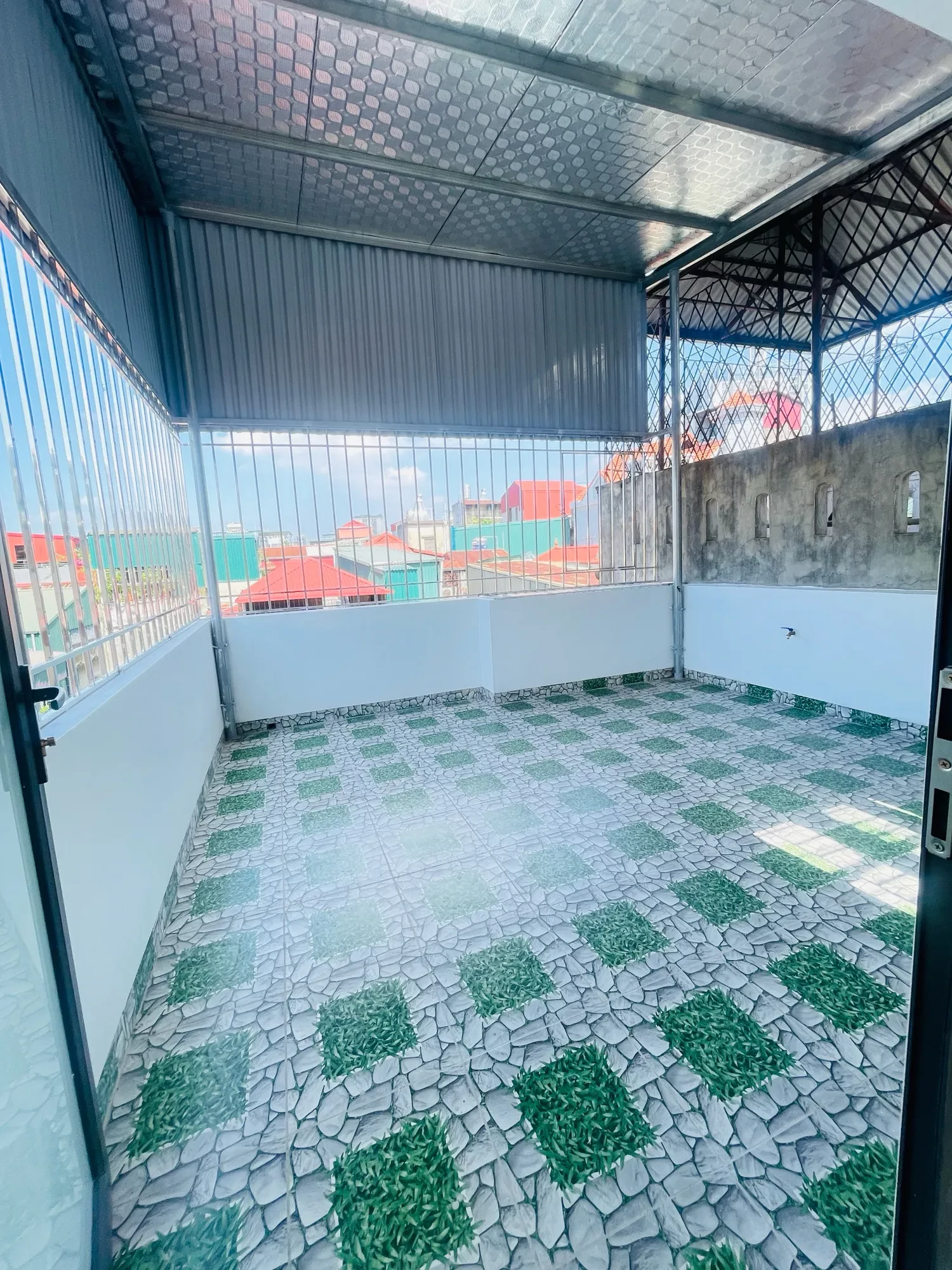 Bán Nhà Đê Trần Khát Chân 37m2.  5 tầng. mặt tiền 4m. giá 7 Tỷ Hai Bà Trưng Hà Nội