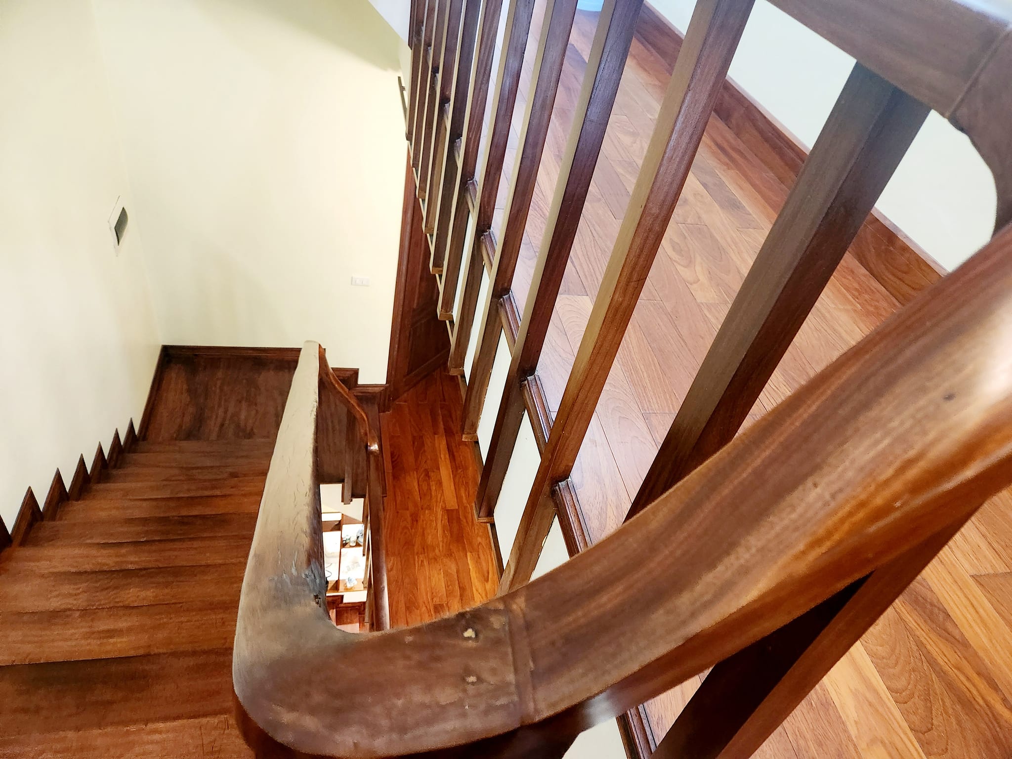BÁN NHÀ NGUYỄN XIỂN THANH XUÂN, OTO TRÁNH KINH DOANH VĂN PHÒNG, 60M2 5 TẦNG, CHỈ 18.X TỶ 4