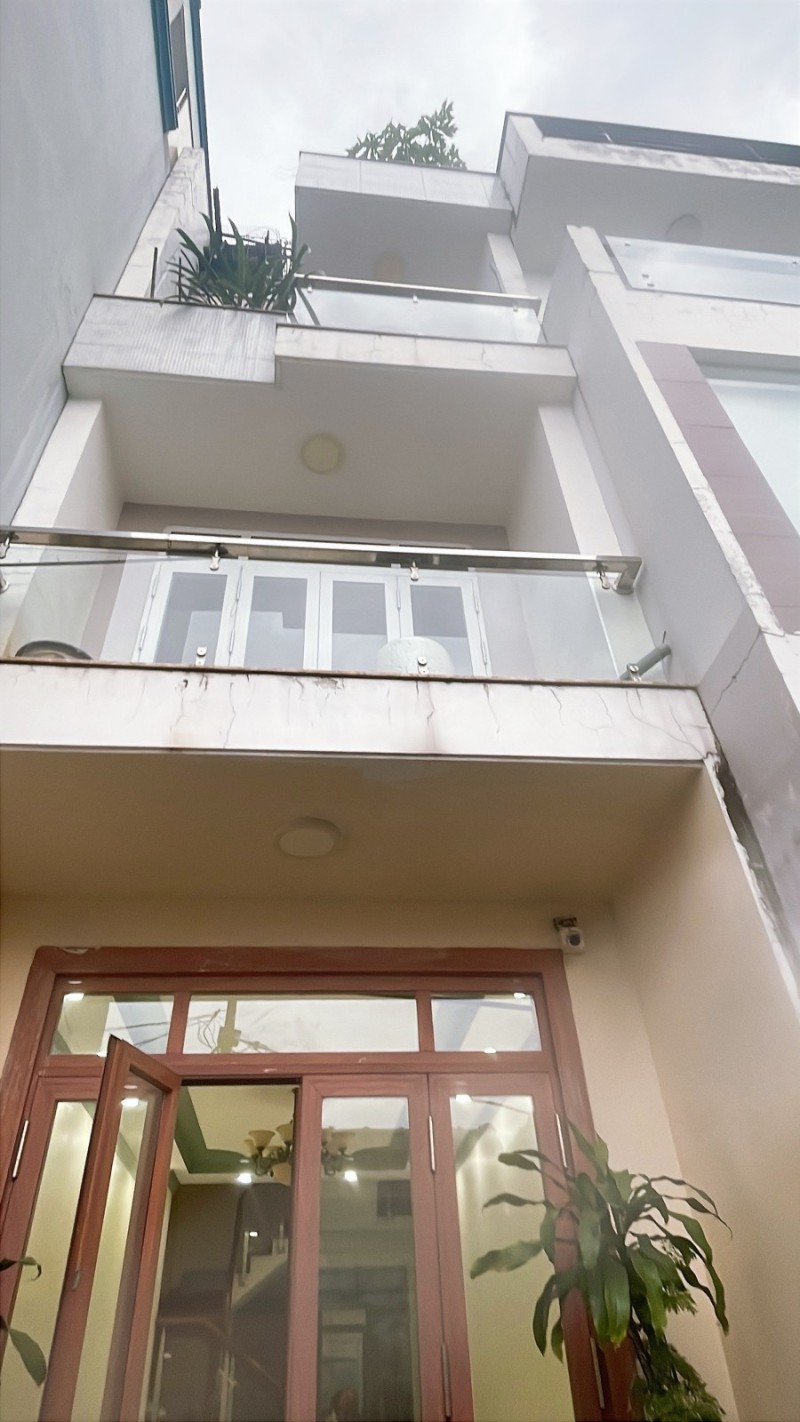 Bán nhà riêng 4 tầng, 70m2, đường Hồ Văn Tư, Thủ Đức, TP HCM. Sổ hồng, 4PN, 5.7 tỷ. 5