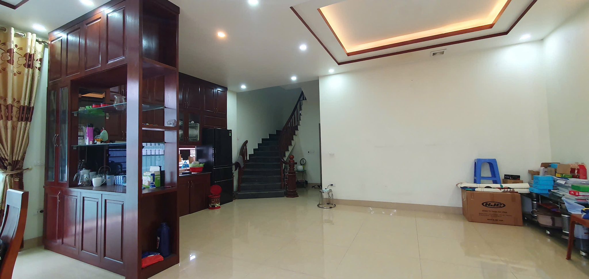 CẦN BÁN-NHÀ DÂN XÂY-BÁT KHỐI LONG BIÊN-ÔTÔ VÀO NHÀ-130M 2T-MẶT TIỀN RỘNG-TIỆN ÍCH 2