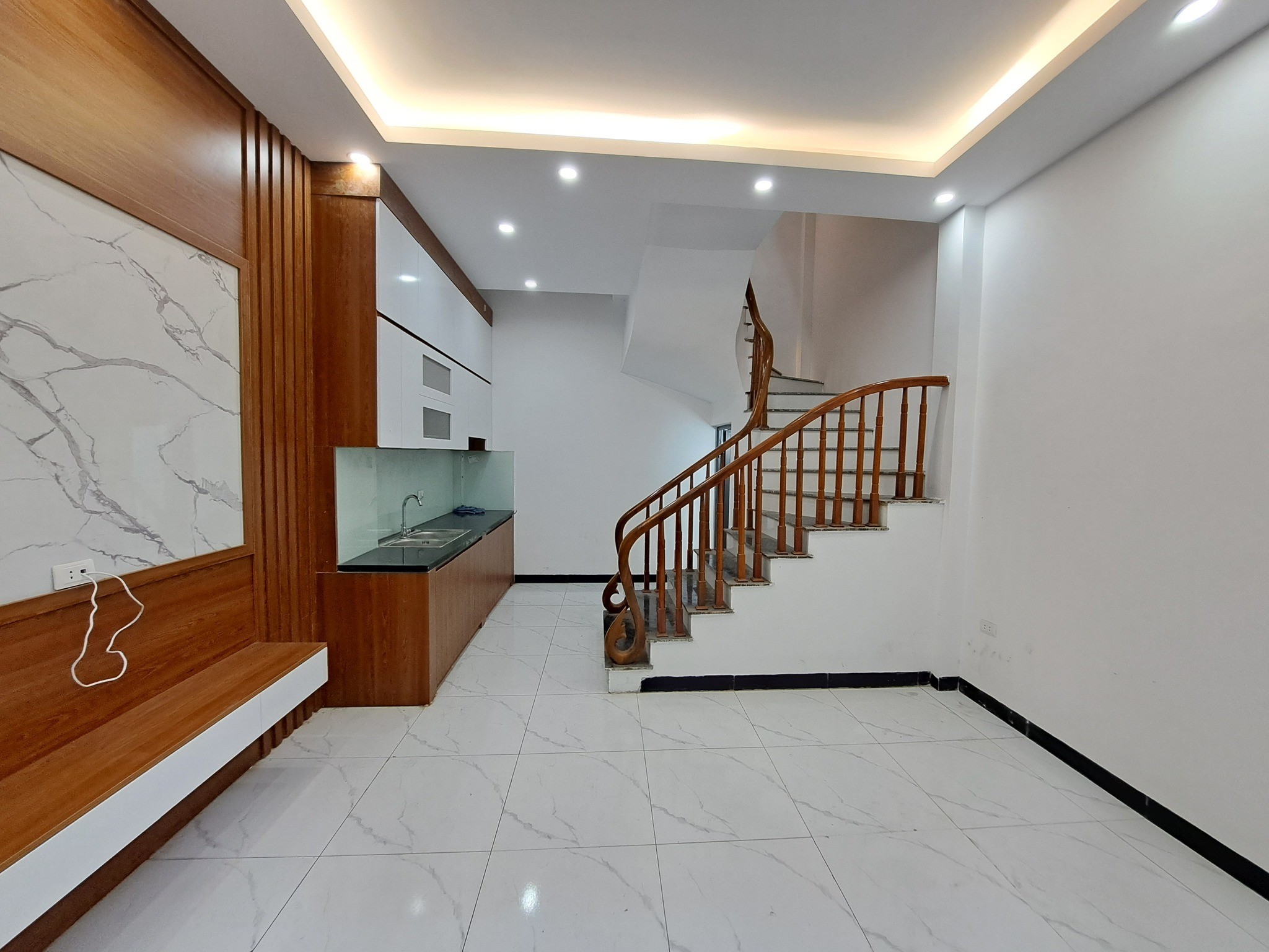 NHÀ ĐẸP TRUNG TÂM THANH TRÌ – SÁT KĐT LINH ĐÀM – NGÕ Ô TÔ TRÁNH – CHỈ 5.8 TỶ 3