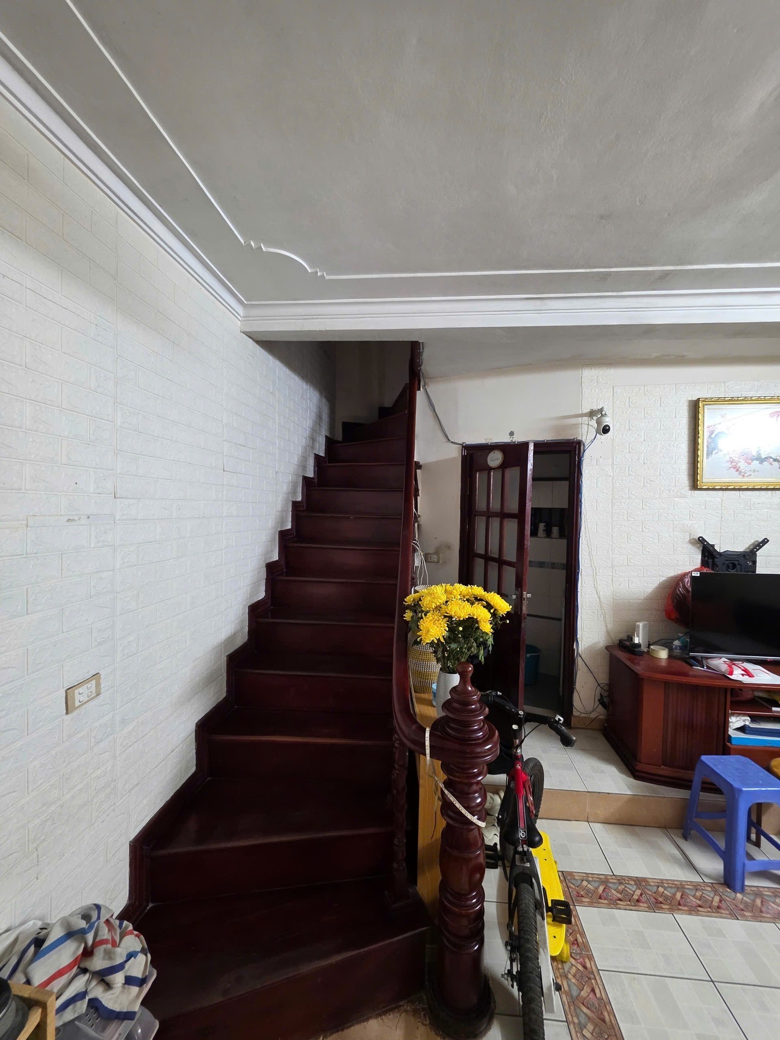VỊ TRÍ HIẾM-PHỐ ĐI BỘ TRÀNG TIỀN-TT HOÀN KIẾM-42M 5T-CHO THUÊ DÒNG TIỀN-DÂN TRÍ CAO 5