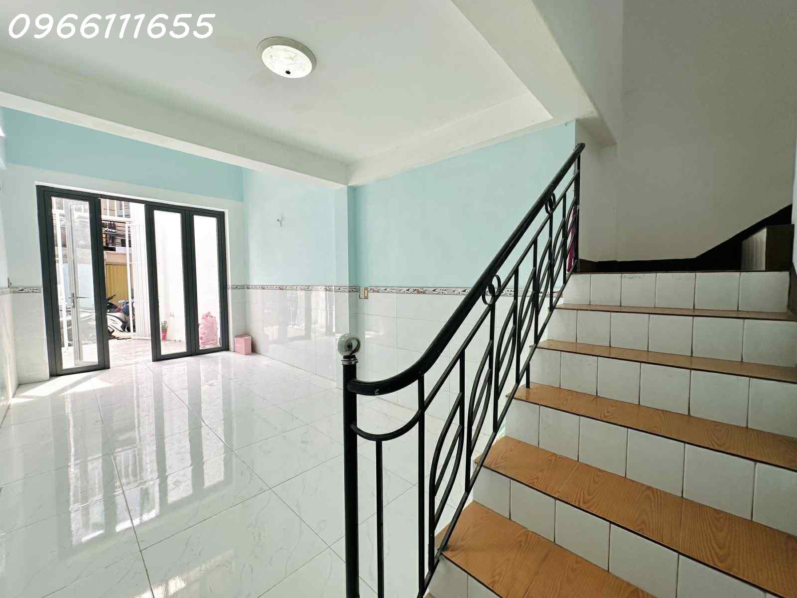 BÁN NHÀ CÁCH MẠNG THÁNG 8  - P10 - KHU VIP HIẾM Q3 - DT 43M2- HẺM 5.2M Ô TÔ THÔNG - 43M2. MT 158 3