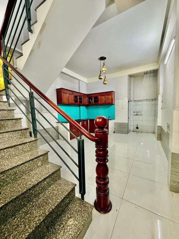 HÀNG HIẾM CHỈ 4.1 TỶ NHÀ 2 TẦNG BTCT (4x12) HẺM XE HƠI THÔNG. GẦN CHỢ HIỆP THÀNH HIỆP, Q12. 3