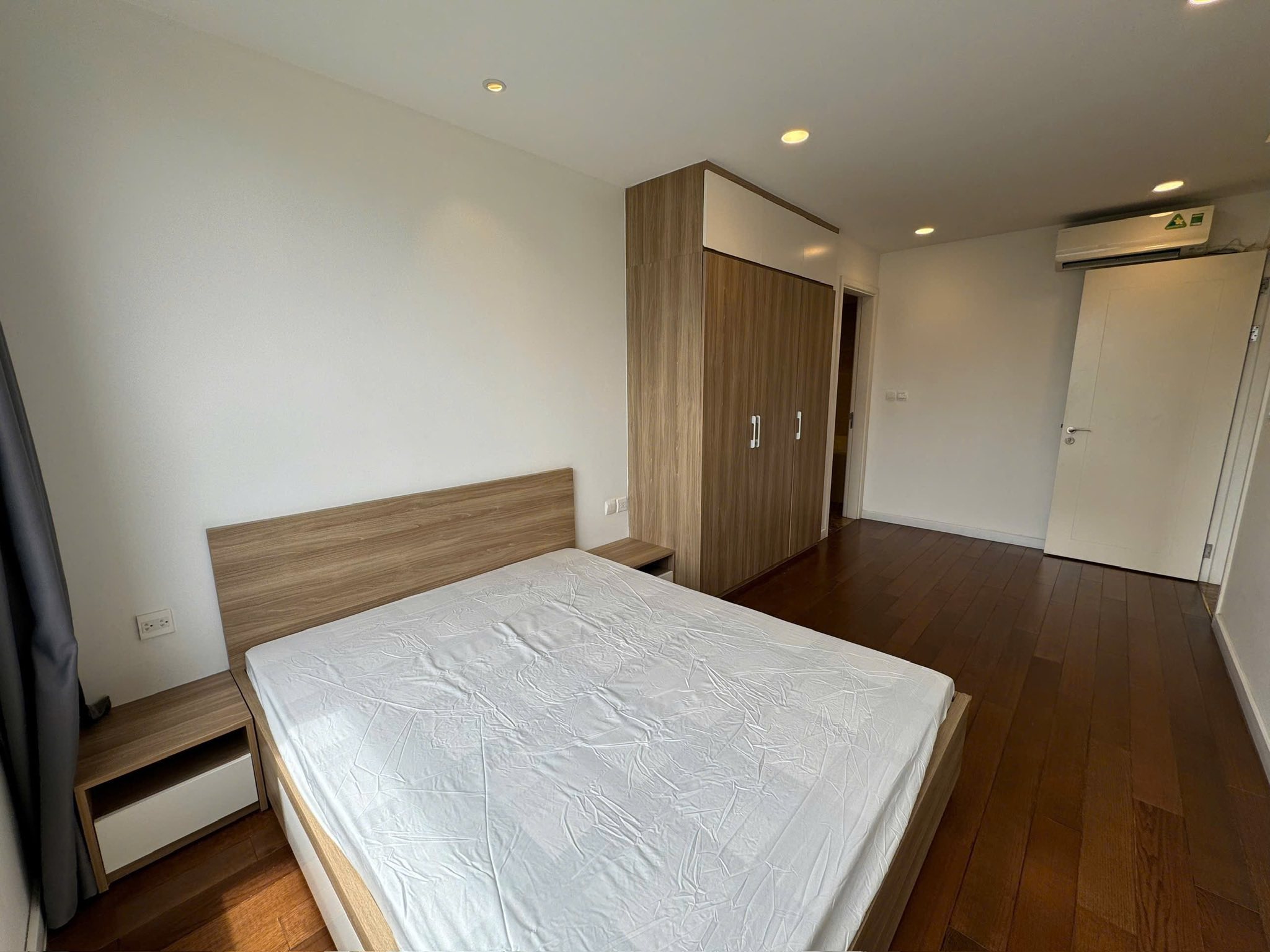 Cho thuê Căn hộ chung cư dự án Vinhomes D'Capitale, Diện tích 76m², Giá 17 Triệu/tháng 2
