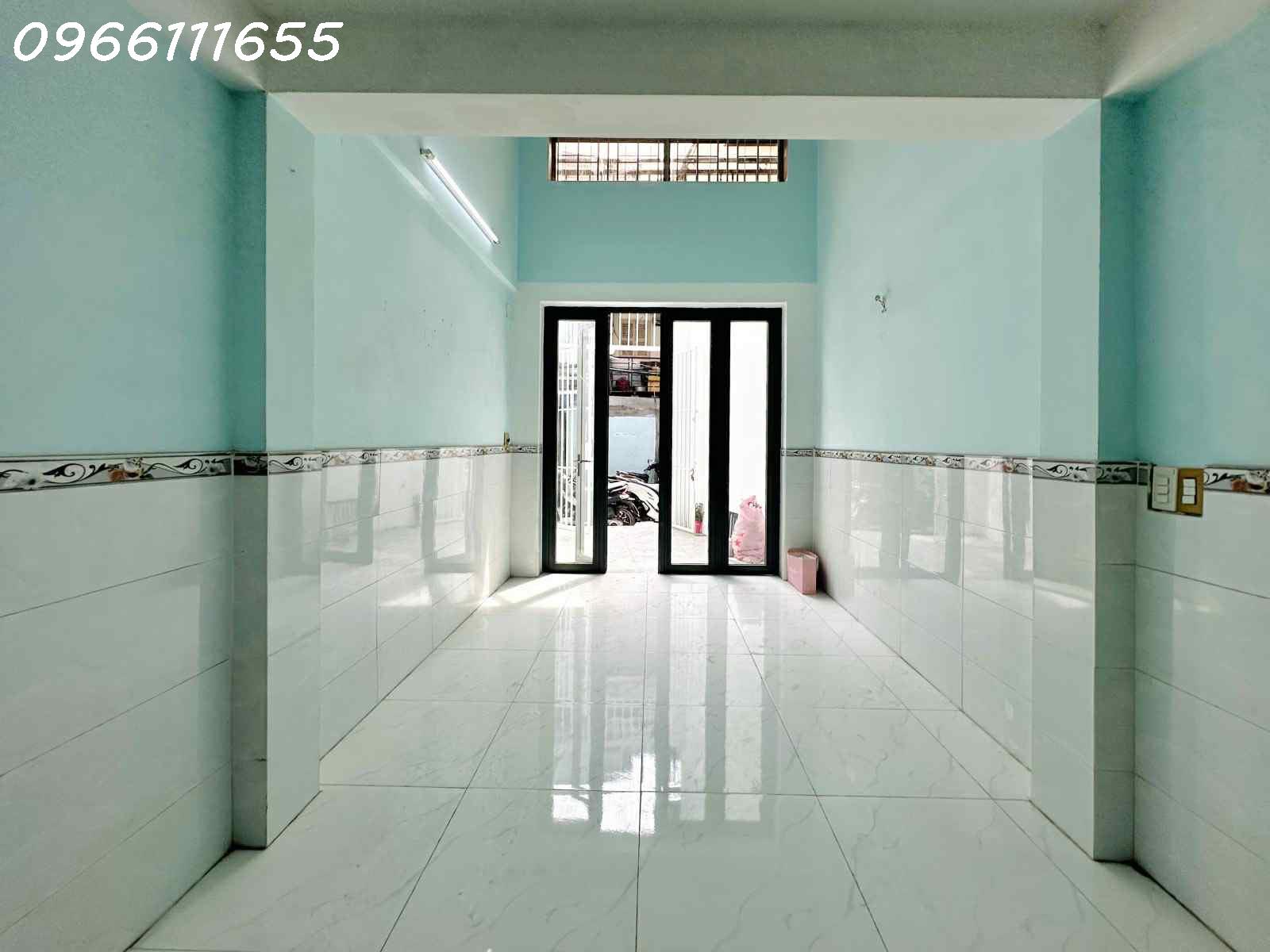 BÁN NHÀ CÁCH MẠNG THÁNG 8  - P10 - KHU VIP HIẾM Q3 - DT 43M2- HẺM 5.2M Ô TÔ THÔNG - 43M2. MT 158 5