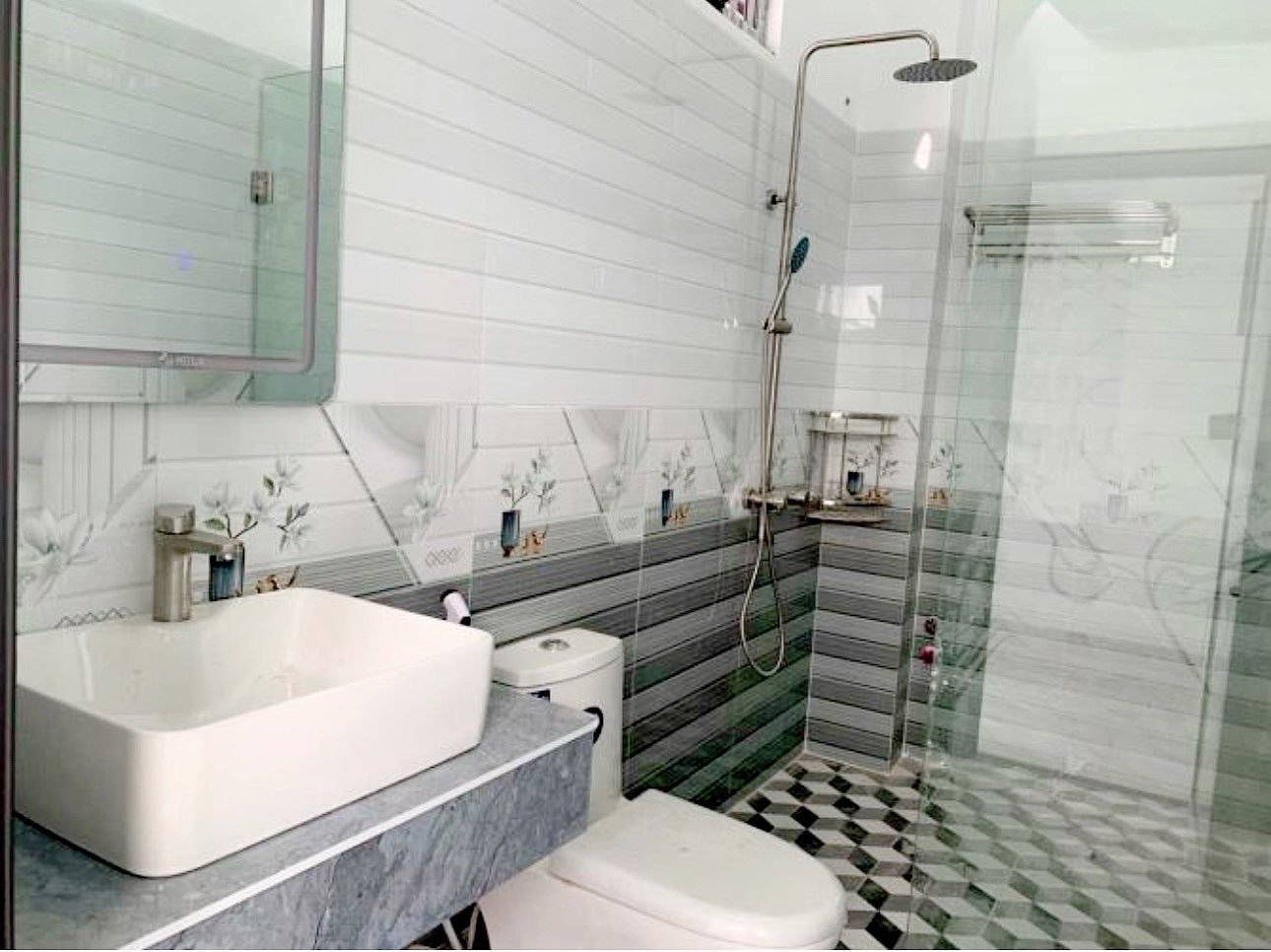 BÁN 2 CĂN NHÀ MỚI THIẾT KẾ HIỆN ĐẠI 3 TẦNG HẺM Ô TÔ ĐƯỜNG GÒ CÂY SUNG P.TÂY NHA TRANG 5