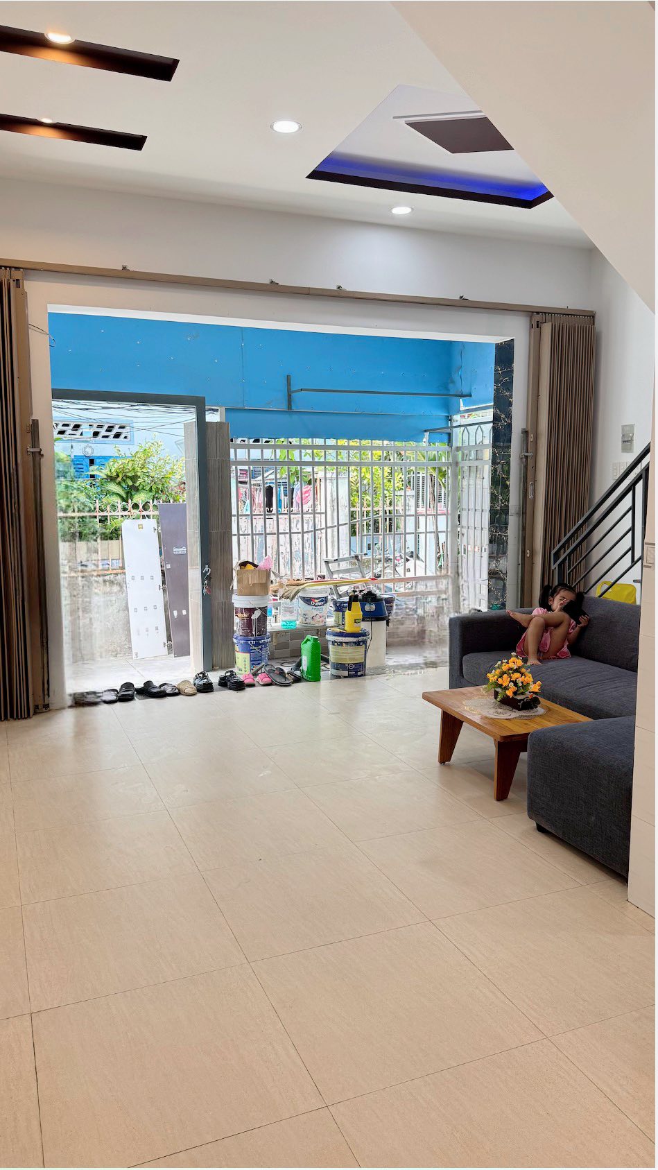 BÁN NHÀ ĐẸP TTTP 2 TẦNG MÊ ĐÚC KIÊN CỐ HẺM HƯƠNG LÔ NGỌC HIỆP P.TÂY NHA TRANG GIÁ 2ty590 3