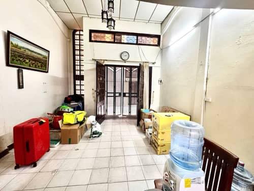 PHÂN LÔ-NHÀ DÂN XÂY-30M RA PHỐ HOÀNG HOA THÁM-45M 4T-ÔTÔ ĐỖ CỬA-NỞ HẬU-TIỆN ÍCH ĐỈNH 2