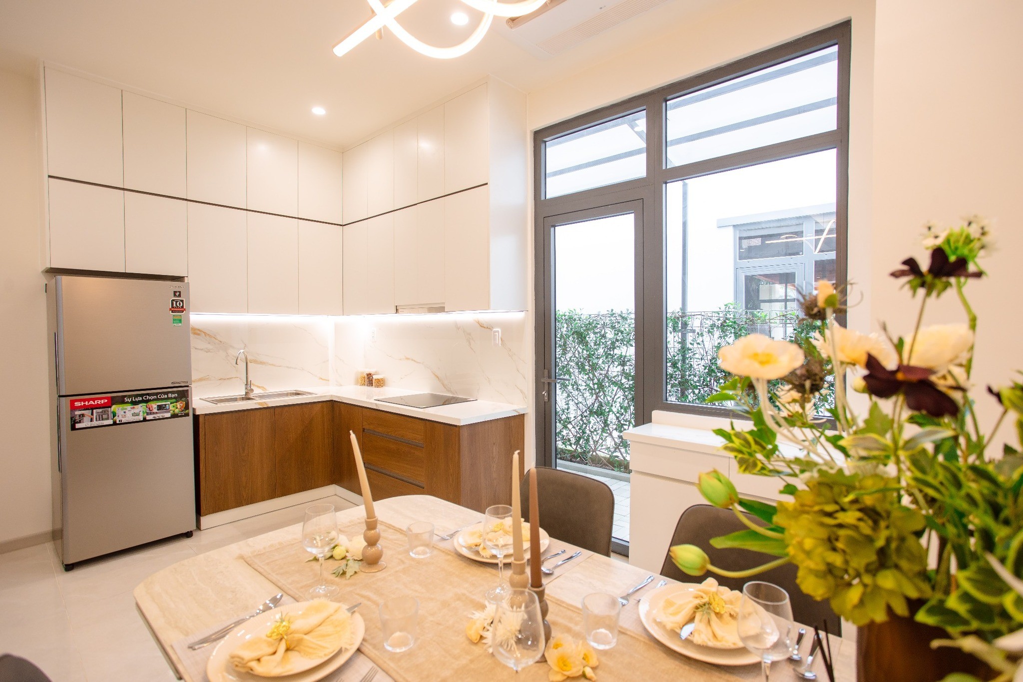 Cần bán Nhà mặt tiền đường 826C 1 trệt 2 lầu cách Phú Mỹ Hưng 18 phút chỉ 1 tỷ 3 nhận nhà giá rẻ 7