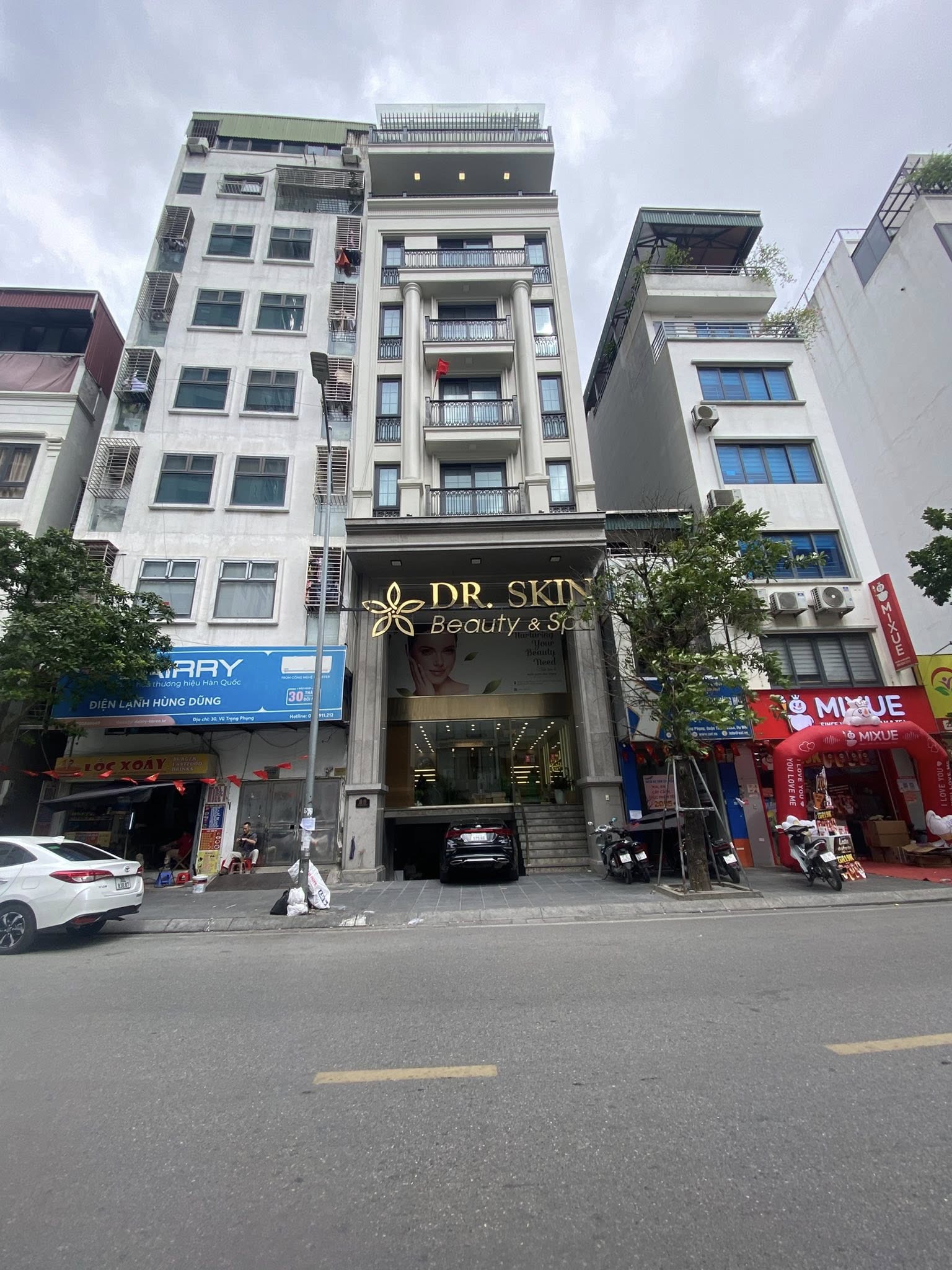 Tòa Văn Phòng Mặt Phố Ngã Tư Sở 10 Tầng Mặt Tiền 12M 160 Tỷ Xây Mới 1 Hầm