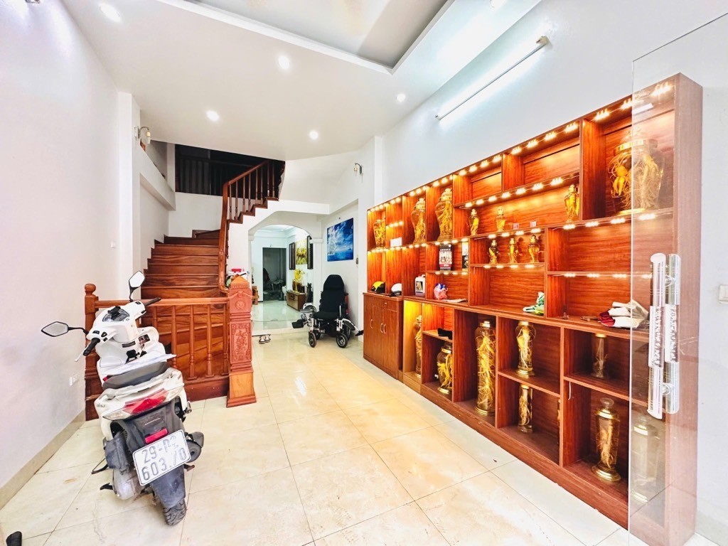 Nhà Phố Trung Kính, ô tô vào nhà, KD thuận tiện. Nhà 6 tầng - 6 ngủ - DT 60m2 - Giá nhỉnh 22 Tỷ