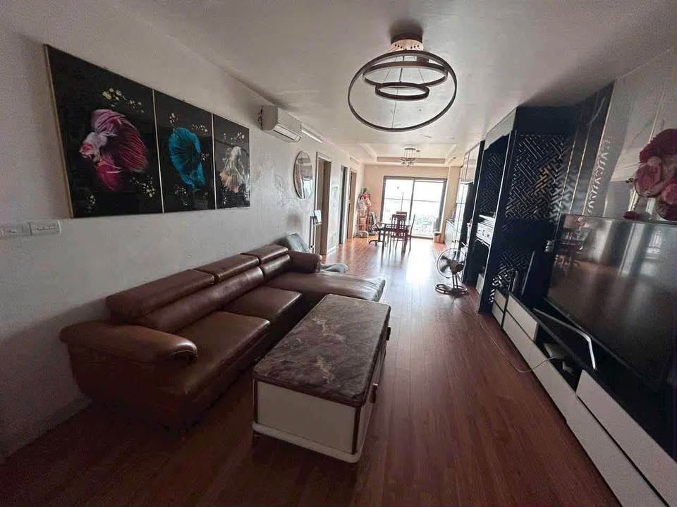 Cần bán Căn hộ chung cư Phường Bãi Cháy, Hạ Long, Diện tích 92m², Giá 3 Tỷ 8