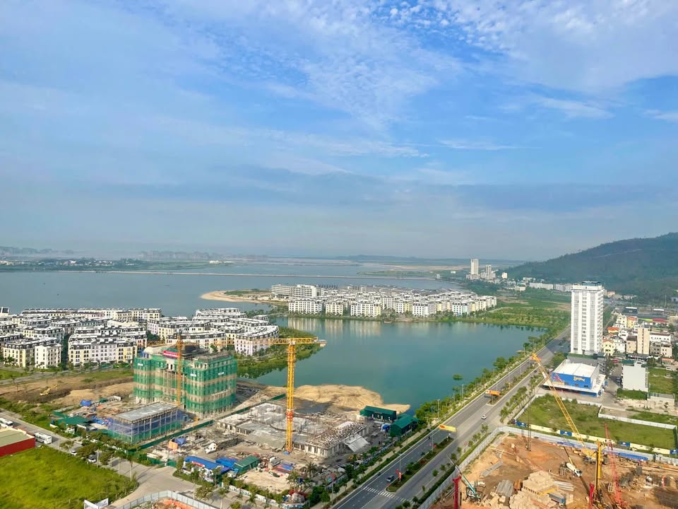 Cần bán Căn hộ chung cư Hạ Long, Quảng Ninh, Diện tích 68m², Giá 3.3 Tỷ 9