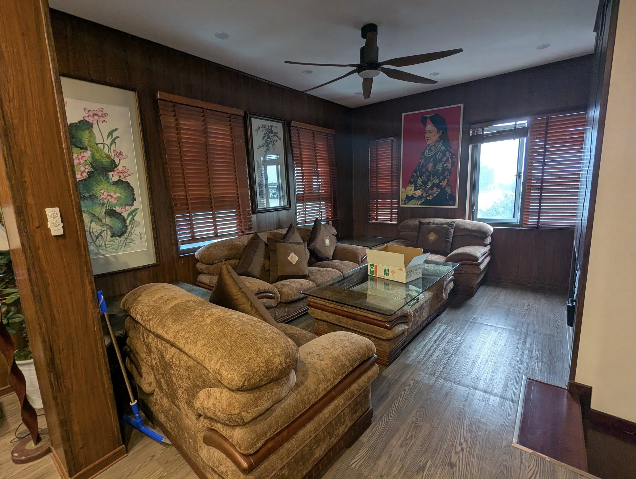 SIÊU PHẨM TÂY HỒ - MẶT PHỐ 3 THOÁNG - VỈA HÈ 5M - VIEW HỒ TÂY - SỔ VUÔNG NỞ HẬU 3