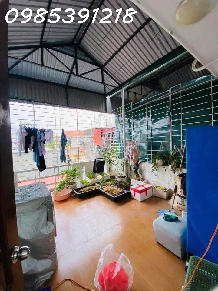 Cô Hoà sống một mình trong căn nhà Tân Mai rộng quá, giờ muốn bán để chuyển về ở cùng con gái. 5
