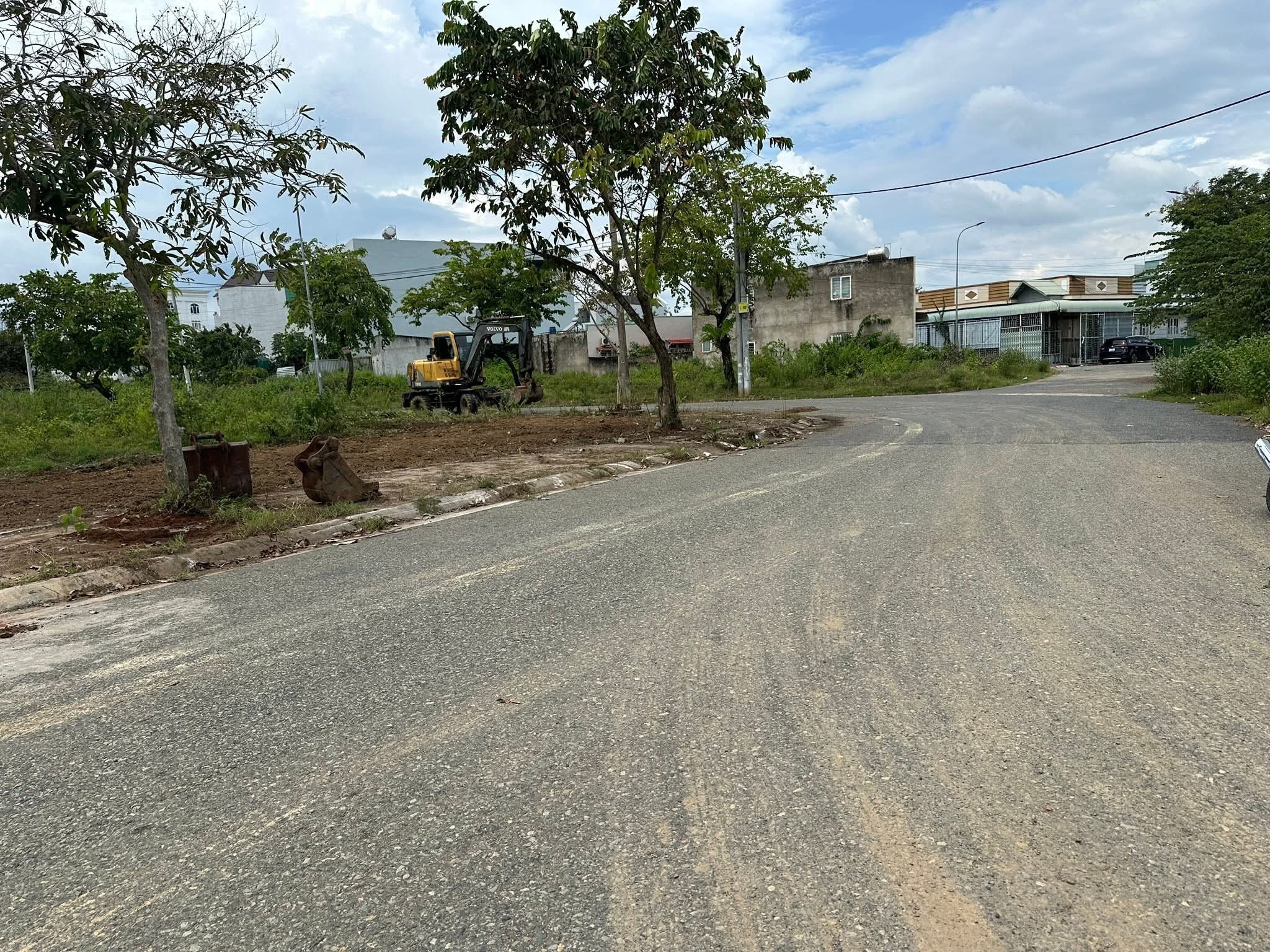 BÁN LÔ GÓC 2 MẶT TIỀN – KHU DÂN CƯ LAN ANH 1, HÒA LONG, TP. BÀ RỊA 4