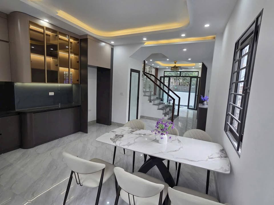 SIÊU PHẨM BÌNH MINH THANH OAI 51M NHÀ ĐẸP _30M RA BÃI Ô TÔ_FULL NỘI THẤT _SIÊU THOÁNG NHỈNH 4 TỶ 2