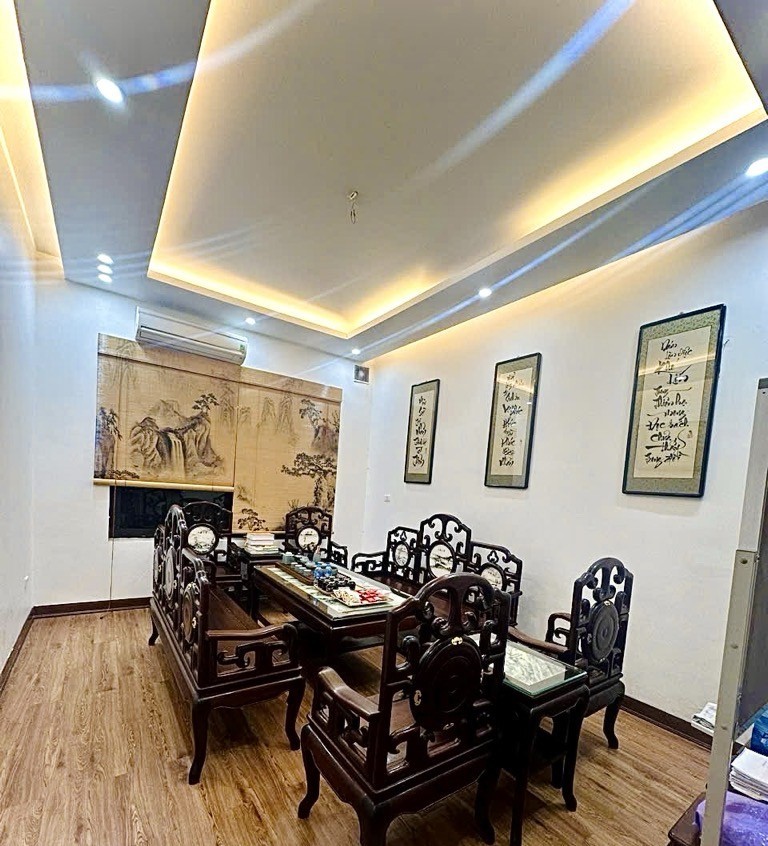 Bán nhà đẹp 4 tầng – 60m², ô tô vào nhà tại Hồ Tùng Mậu – Cầu Giấy
