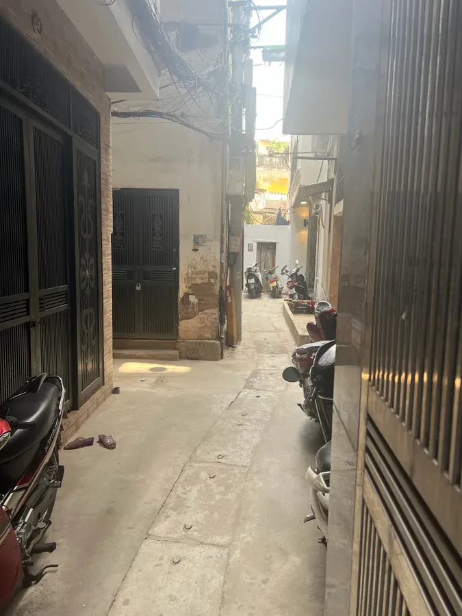 BÁN NHÀ RIÊNG Phố Phan Đình Giót 48m2 X  3 Tầng mt 3.5m, 8.5 Tỷ Thanh Xuân. 3