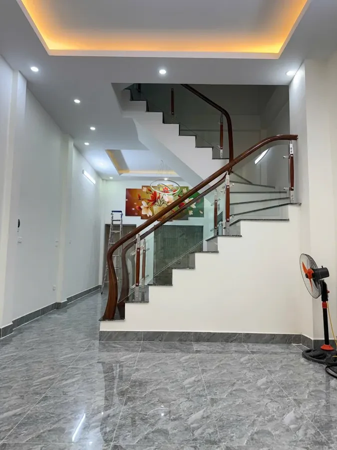 NHÀ ĐẸP PHÂN LÔ QUÂN ĐỘI Tô Vĩnh Diện 59m2 X 5 tầng MT4.2m, 15.7 tỷ Thanh Xuân Hà Nội. 2