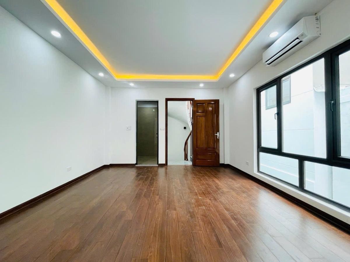 Siêu phẩm Khương Hạ - Nhà đẹp ở ngay - vài bước ra ô tô - gần hồ - 30m2 x 6 tầng, nhỉnh 6 6