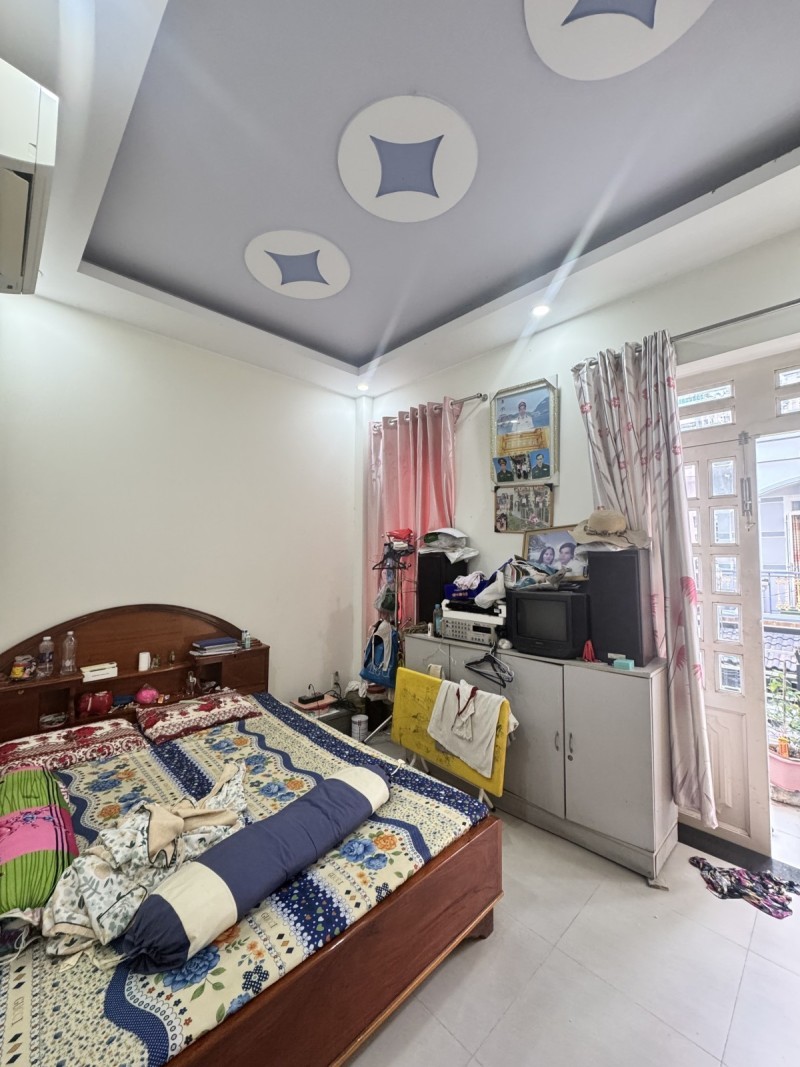 Bán nhà 4 tầng, 4PN, đường Số 22, Tăng Nhơn Phú B, Q.9, TP HCM. DT 53m2, SH, 6.9 tỷ. 3