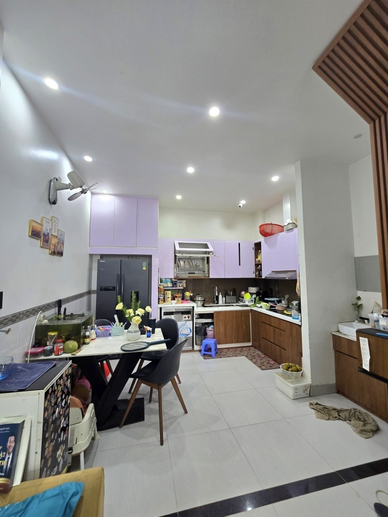Bán nhà Thủ Đức, Linh Đông, đường Số 8, 4x15m, 4 tầng, 4PN, SH, 7.35 tỷ. 3