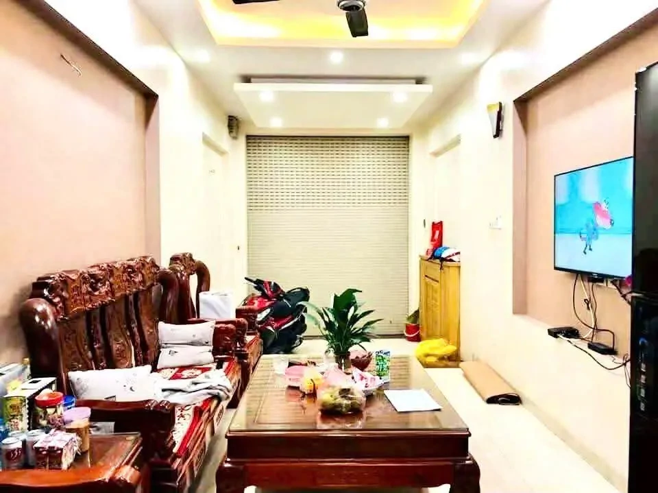 Bán Nhà Khương Thượng 39/43m2. 5 tầng. mặt tiền 3.4. giá 12 Tỷ Đống Đa Hà Nội