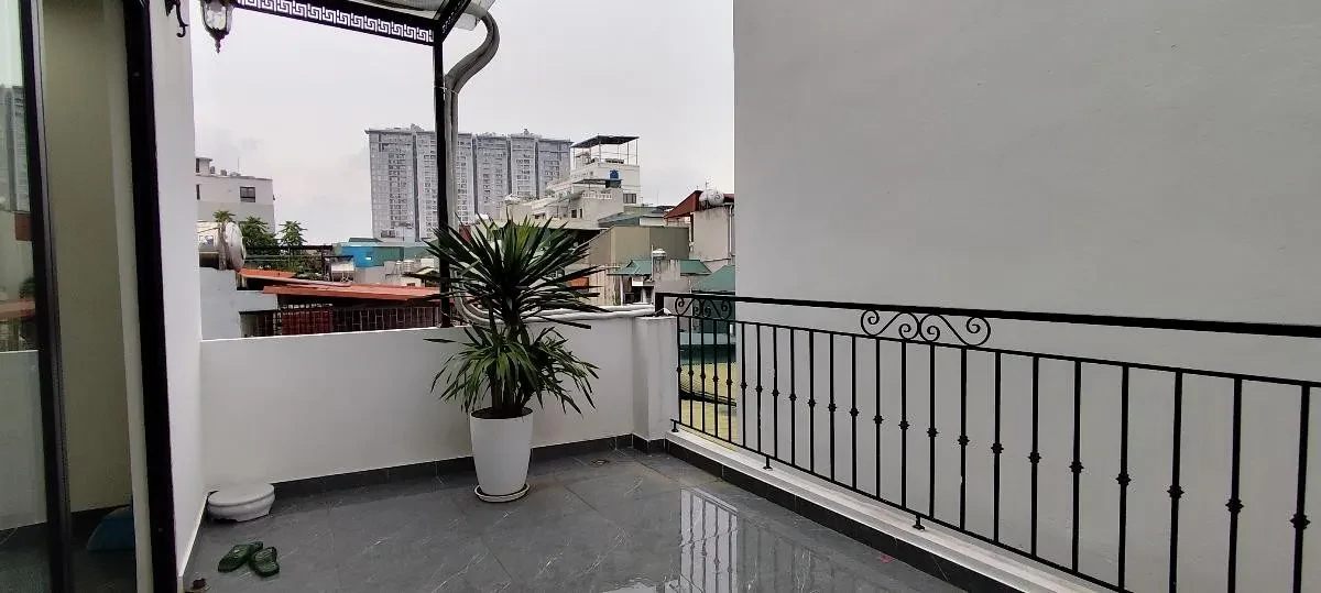 Bán Nhà Đội Cấn 39m2 7 tầng. mặt tiền 4.8m. giá 12 Tỷ Ba Đình Hà Nội . 5