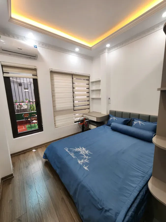 Bán Nhà Đội Cấn 23m2. 5 tầng. mặt tiền 3.3m. giá 7.85 Tỷ Ba Đình Hà Nội 2