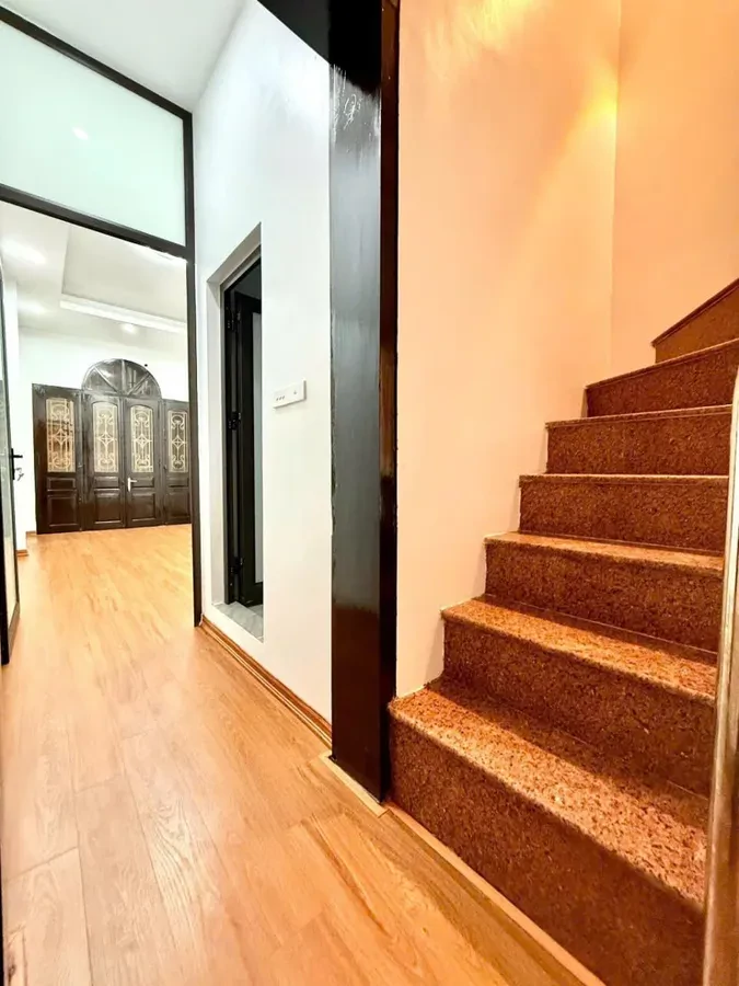 Bán Nhà Văn Chương 38m2.  4 tầng. mặt tiền 3m. giá 7.95 Tỷ Đống Đa Hà Nội 3