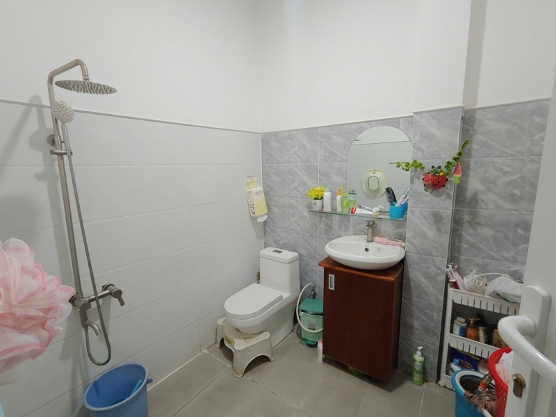 Bán nhà mặt phố đường số 33, Bình Trưng Tây, Q2, TP HCM, DT 85 m2, 4 tầng, 4PN, SH, giá 8.65  tỷ. 5