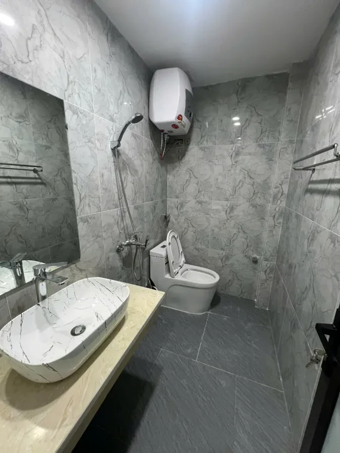 BÁN NHÀ MỚI-ĐẸP Ở LUÔN Phố Thạch Bàn -Long Biên 38m2 X 6 tầng 8 tỷ. 5