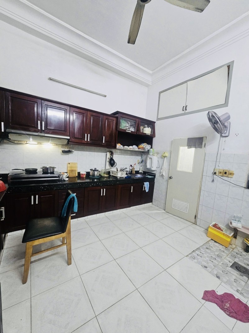Bán nhà hẻm 8m Thành Thái-ngang 4.2m-6PN-sổ vuông-nhà mới-khu phân lô-giá tốt 4