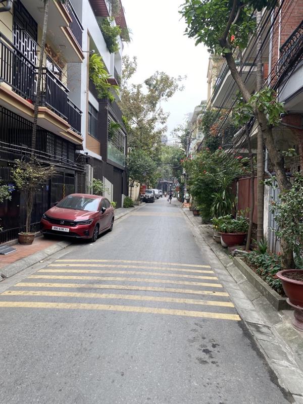 Cần bán Nhà mặt tiền đường Tam Trinh, Phường Mai Động, Diện tích 75m², Giá 21.5 Tỷ