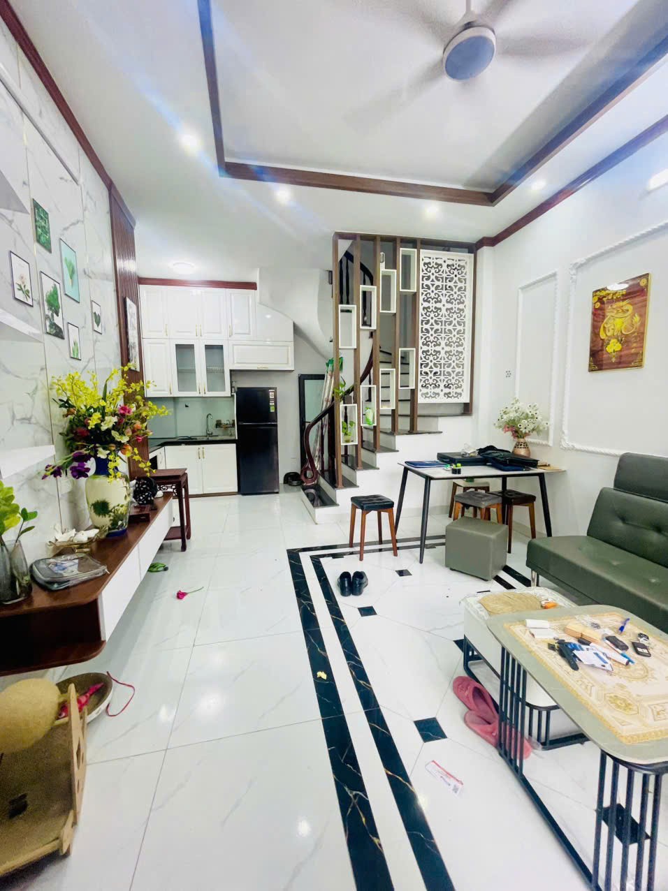 BÁN NHÀ NGÕ 158 NGỌC HÀ CHỈ 318 TRIỆU M DIỆN TÍCH 33M 5 TẦNG MT 3M LÔ GÓC  GIÁ 10.5 TỶ 0878168006 3