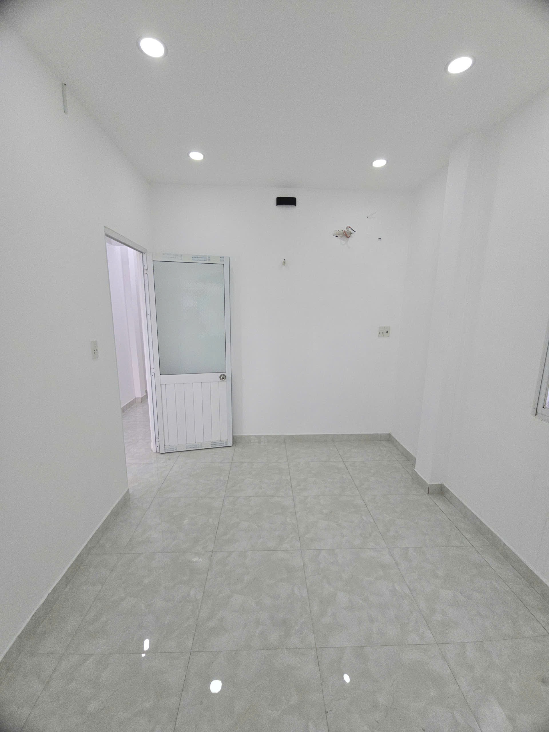 KẾ THẠCH LAM - TÂN PHÚ - 48M2 - 2 TẦNG BTCT 3PN 2WC - CHỈ 4.95 T 8